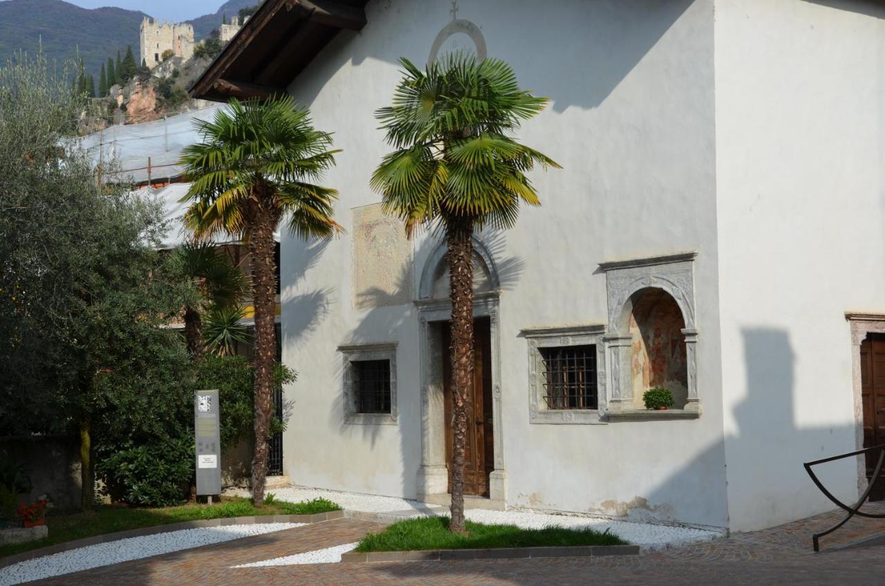 Palazzo Oltre Apartment Arco Luaran gambar