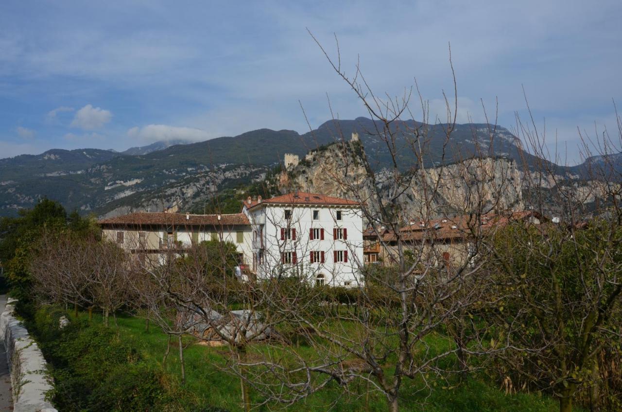 Palazzo Oltre Apartment Arco Luaran gambar